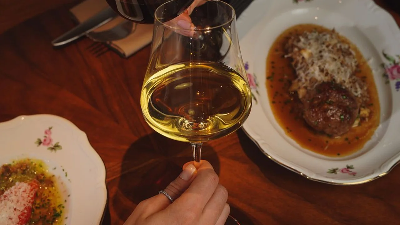 九一麻花传剧原创mv免费观看全集高清截图1
